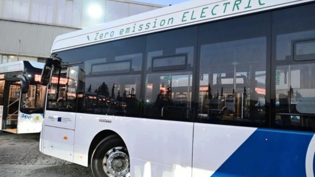 Λεωφορεία: Ανοικτό κάλεσμα σε πολίτες να τα σχεδιάσουν - Διαγωνισμός με έπαθλο 10.000 ευρώ