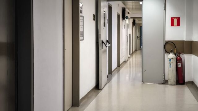 Τι είναι η λιπώδης νόσος του ήπατος: Αιτίες, συμπτώματα και θεραπεία