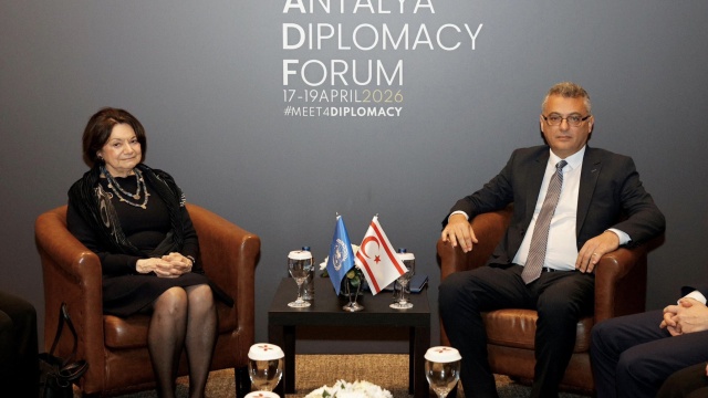 ΟΗΕ: Εξηγήσεις για τη σημαία του ψευδοκράτους στη συνάντηση Έρχιουρμαν-Ντι Κάρλο - Διαψεύδει αλλαγή στάσης για το Κυπριακό