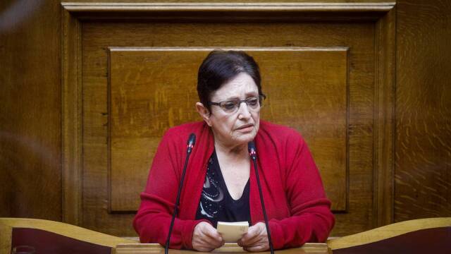 Επέμβαση στο γόνατο για την Αλέκα Παπαρήγα: Στο Αγία Όλγα η πρώην γραμματέας του ΚΚΕ