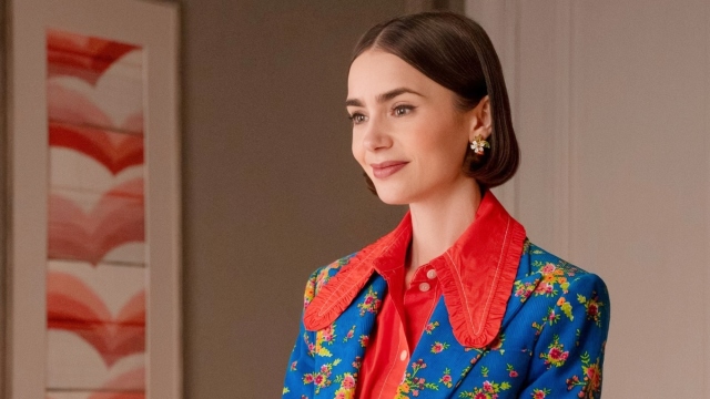 Emily in Paris: Από Μόντε Κάρλο… Ελλάδα - Ο νέος κύκλος φέρνει αλλαγές στο σκηνικό (Βίντεο)