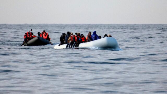 Κρήτη: Χωρίς σταματημό οι μεταναστευτικές ροές - Διάσωση 38 ατόμων νότια της Χρυσής και μεταφορά τους στην Ιεράπετρα