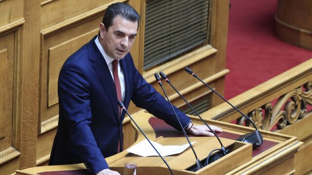 Σκρέκας: Να αρθεί η ασυλία μου - Δεν ζητήθηκε από εμένα τίποτα παράνομο, ούτε ζήτησα κάτι παράνομο (Βίντεο)