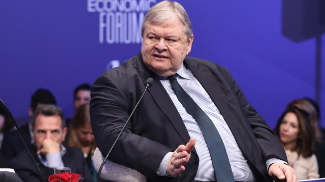 Βενιζέλος: Οι επιθέσεις στην Κοβέσι καθιστούν απολύτως υποχρεωτική την ανανέωση της θητείας