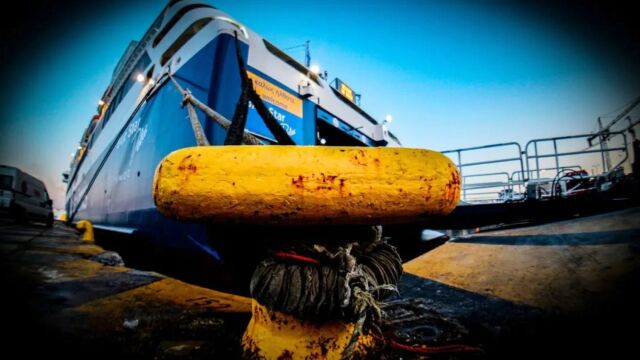 Ακτοπλοΐα: Αποζημίωση για τις κοινωνικές εκπτώσεις και τις ενδομεταφορές