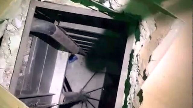 Το Ισραήλ αποκάλυψε κέντρο διοίκησης της Χεζμπολάχ θαμμένο κάτω από κατάστημα ρούχων στον Λίβανο (Βίντεο)