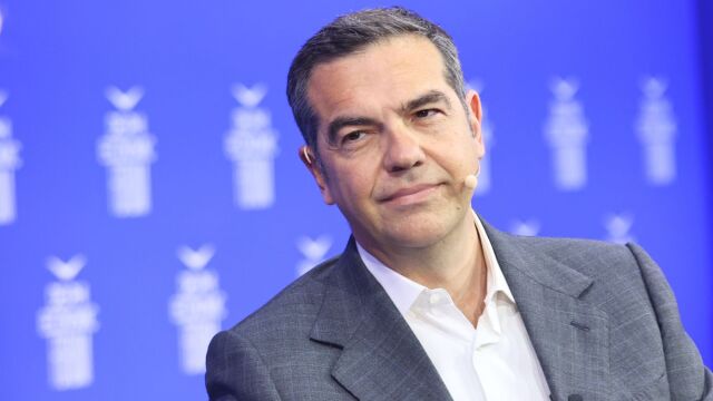 Αλέξης Τσίπρας: Ανεβάζει στροφές - Σήμα επανόδου με αιχμές για Μητσοτάκη και σενάρια εκλογών