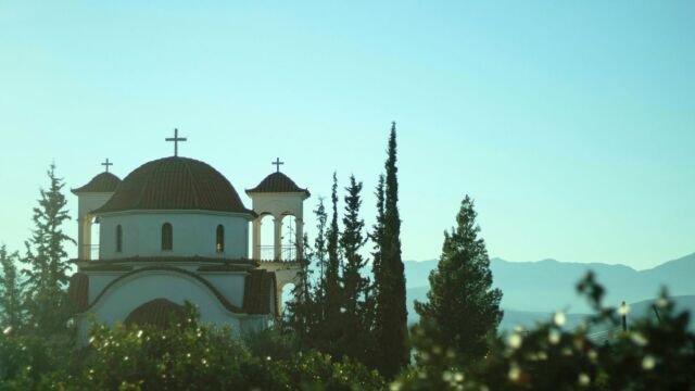 Εορτολόγιο: Τα γνωστά και ξεχωριστά ονόματα που γιορτάζουν την Παρασκευή 24 Απριλίου