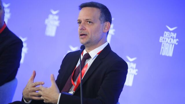 Νέα φωτιά στο ΠΑΣΟΚ από τον Χάρη Δούκα για τη Συμφωνία των Πρεσπών