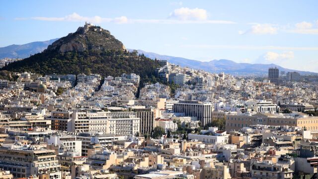 Επιστροφή ενοικίου έως 800 ευρώ για τους ιδιωτικούς υπαλλήλους: Επέκταση των εισοδηµατικών κριτηρίων και προσαύξηση 50 ευρώ ανά παιδί