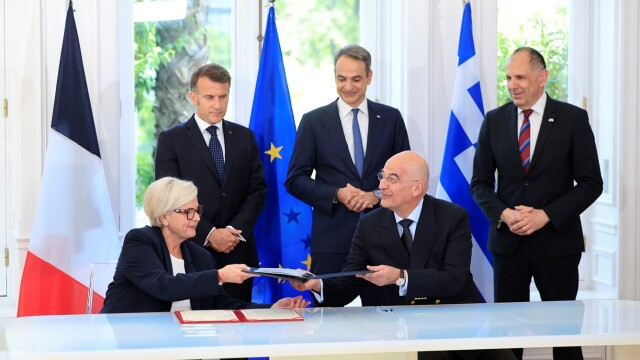 Νίκος Δένδιας: Υπεγράφη Στρατηγική Εταιρική Σχέση με τη Γαλλία - Νέα εποχή στην άμυνα και την ασφάλεια