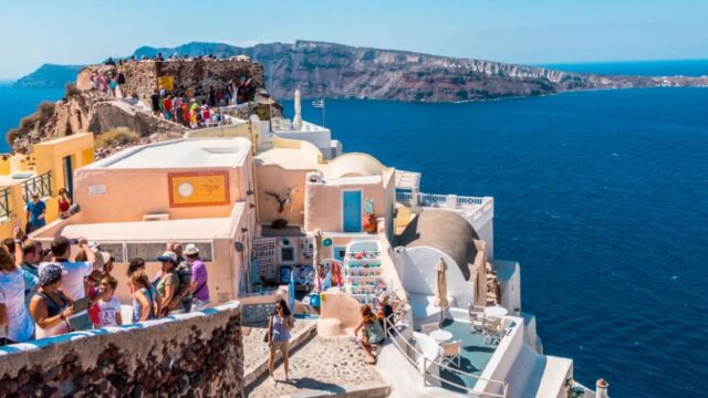 Κοινωνικός Τουρισμός 2026-2027: Παράταση μέχρι τις 27 Απριλίου για 300.000 vouchers ανακοίνωσε η ΔΥΠΑ