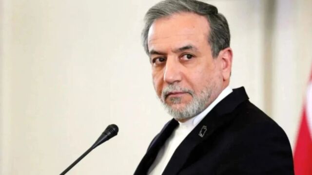 Αραγτσί: Οι υπερβολικές απαιτήσεις των ΗΠΑ εκτροχιάζουν τις συνομιλίες