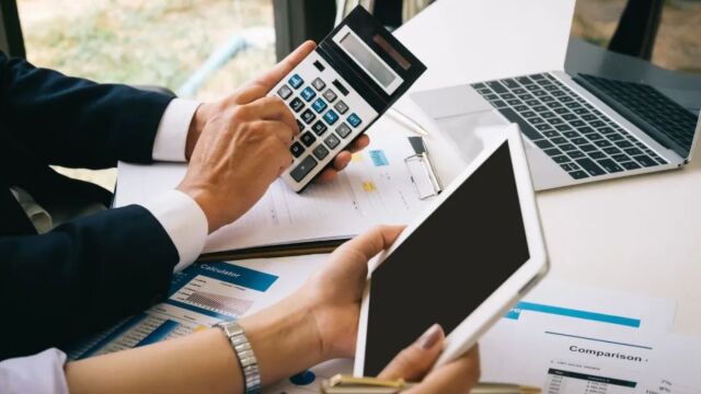 Επιχειρηματικότητα: Νέες προκηρύξεις Αναπτυξιακού Νόμου για ενίσχυση επενδύσεων - Ποιους κλάδους αφορούν