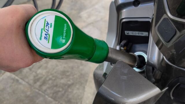 Fuel Pass: Η προθεσμία για τις αιτήσεις -  Μέχρι πότε μπορείτε να το χρησιμοποιήσετε