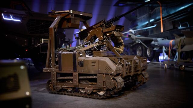 Ουκρανία: Ρίχνεις 25.000 ρομπότ 