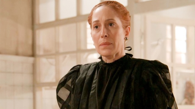 Grand Hotel: Θάνατος-σοκ για την Αγγέλα - Το μυστικό που ψάχνει ο Νικόλας (Βίντεο)