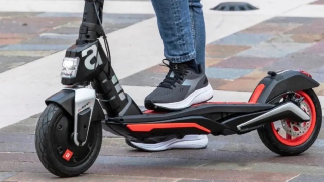 Τραγωδία στην Ηλεία: Νεκρός ο 13χρονος με το πατίνι μετά από τη σφοδρή σύγκρουση με ΙΧ