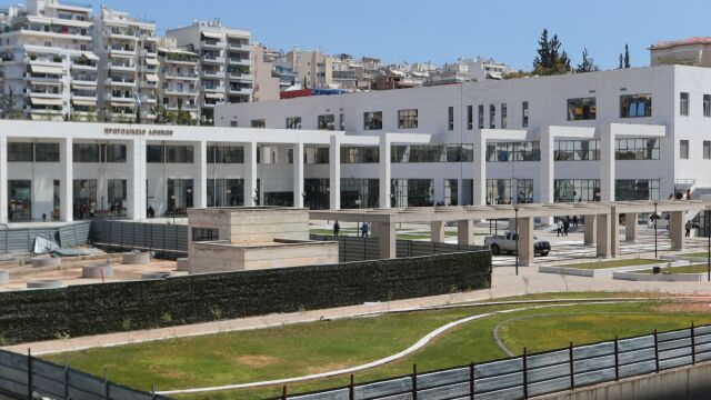 Μέχρι ποια ηλικία πας φυλακή στην Ελλάδα; Τι ισχύει για τον 89χρονο που επιτέθηκε σε ΕΦΚΑ & Εφετείο