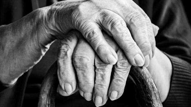 Απάτη με λεία μαμούθ στην Καβάλα: Επιτήδειος προσποιούμενος τον λογιστή απέσπασε 138.000 ευρώ από 83χρονο