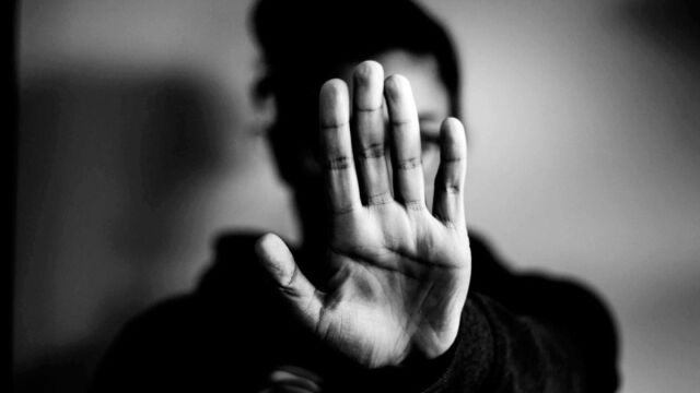 Ευρωπαϊκό Κοινοβούλιο: Έκκληση για ισχυρότερη δράση κατά του cyberbullying, θύμα ένας στους 6 εφήβους πανευρωπαϊκά  - 