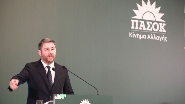 ΠΑΣΟΚ: Φουλ οι μηχανές για την πρόταση Εξεταστικής για τις υποκλοπές - Πότε θα την καταθέσει, το κρίσιμο όριο των 120 ψήφων και το plan B της πρότασης δυσπιστίας