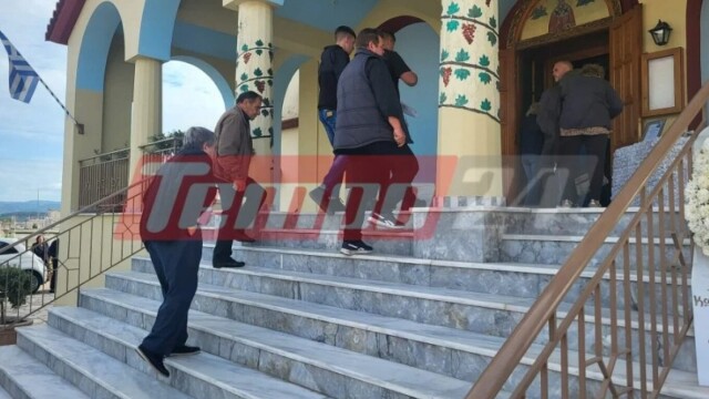 Hλεία: Ράγισαν καρδιές στην κηδεία για τον 13χρονο Κωνσταντίνο που σκοτώθηκε με πατίνι (Εικόνες & Βίντεο)