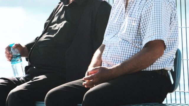∆ώρο έως 400 ευρώ τον µήνα σε 200.000 συνταξιούχους - Ποιοι και πότε το παίρνουν