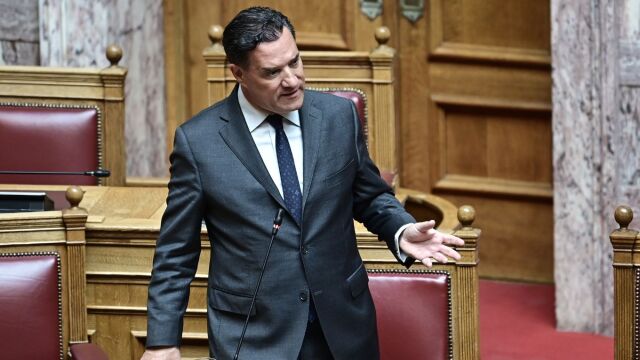 Γεωργιάδης στα Παραπολιτικά 90,1: Ο Καραμανλής είναι η ΝΔ, δεν χρειάζεται ιδιαίτερη πρόσκληση για το συνέδριο - Πρέπει να είμαστε όλοι πιο προσεκτικοί