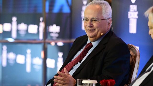 Κατηγόρησε βουλευτές για διπλό ταμπλό ο Κοτζιάς και απασφάλισε: Υπάρχει Αριστερά χωρίς ηθική;
