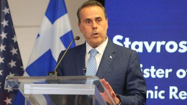 Παπασταύρου: Συνάντηση με Μομπάρεζ για την ενεργειακή ασφάλεια στη Μεσόγειο - Στόχος η ενίσχυση της συνεργασίας