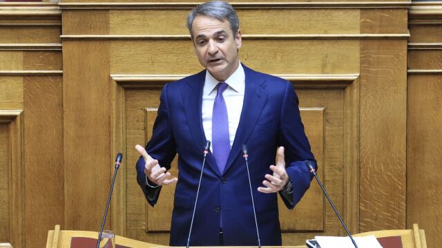 Ώρα ΚΟ στη Νέα Δημοκρατία: Ο Κυριάκος Μητσοτάκης ανοίγει τα χαρτιά του για το νέο Σύνταγμα με προτάσεις έκπληξη - Τι περιμένει το Μαξίμου από τους διαφωνούντες