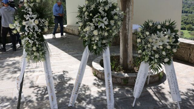 Κρήτη: Βαρύ πένθος, αβάσταχτος πόνος και δάκρυα στην κηδεία του 21χρονου