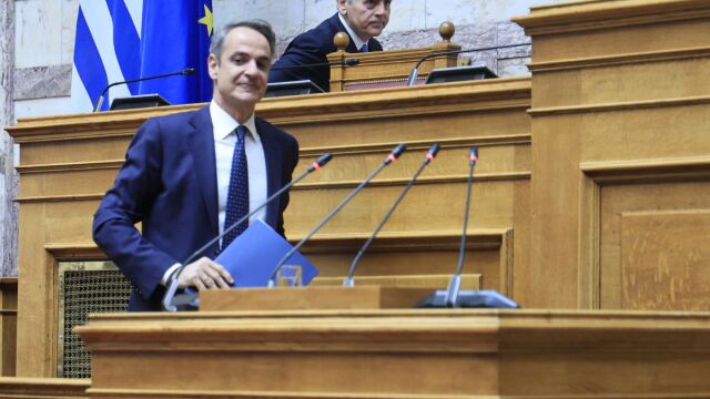H απάντηση Μητσοτάκη σε δημοσιογράφους στη συνεδρίαση της ΚΟ της ΝΔ - 