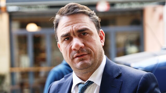 Τσουκαλάς κατά Μητσοτάκη: 