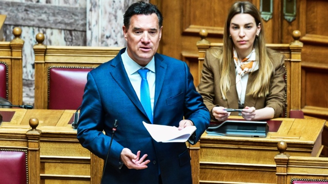 Άδωνις Γεωργιάδης για Ταμείο Καινοτομίας: Υπόσχεται ταχύτερη πρόσβαση σε νέα φάρμακα - Σφοδρές αντιδράσεις από την αντιπολίτευση