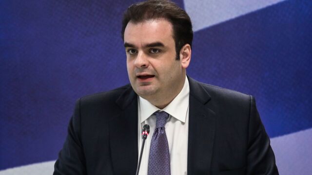 Πιερρακάκης: Προανήγγειλε συμπληρωματικό προϋπολογισμό 800 εκατ. ευρώ και νομοσχέδιο με τα νέα μέτρα