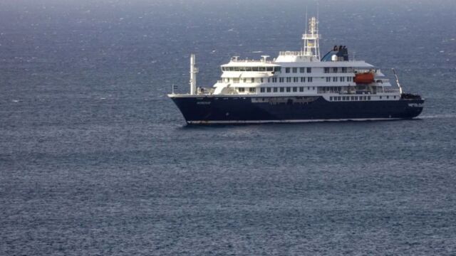 Χανταΐός: Βρετανός από το πλοίο εμφανίζει συμπτώματα μετά τη γυναίκα στην Ισπανία
