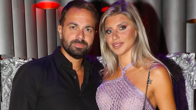 Ηλίας Βρεττός για τη σύζυγό του: Είχα κάνει όλους τους άθλους του Ηρακλή για να την κερδίσω - Στους δυόμισι μήνες της έδωσα δαχτυλίδι (Βίντεο)