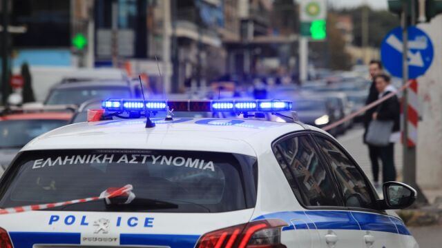 Κυκλοφοριακές ρυθμίσεις σε Αθήνα και Πειραιά: Ποιοι δρόμοι παραμένουν κλειστοί στην Αττική και την Κυριακή, μέχρι τι ώρα