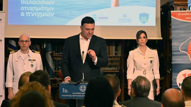 Βασίλης Κικίλιας για πνιγμούς στην Ελλάδα: Μείωση 10% στα θανατηφόρα ατυχήματα και ναυαγοσωστική κάλυψη στο 97%