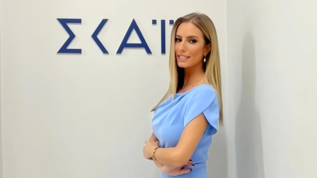Έτοιμη η Λένα Φλυτζάνη, πόκερ για τη Σία Κοσιώνη - Ο ΑΝΤ1, η ΕΡΤ και οι παράγοντες που μπαίνουν στο παιχνίδι