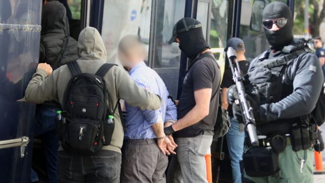 Ληστεία στην Κάτω Τιθορέα: Μαρτυρία αυτόπτη μάρτυρα για όσα εκτυλίχθηκαν λεπτό προς λεπτό - Πώς δρούσε η συμμορία των 8 (Βίντεο)