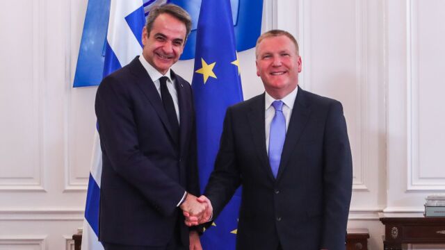 Ο Κυριάκος Μητσοτάκης συνάντησε τον Michael McGrath και έλαβε 