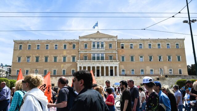 Οικονοµία και λαϊκές απαιτήσεις
