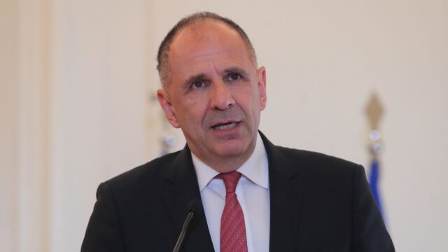 Γεραπετρίτης: Συνάντηση με τον υπουργό Εξωτερικών της Σαουδικής Αραβίας