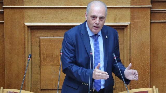 Η άρση ασυλίας του Κυριάκου Βελόπουλου και οι 65 βουλευτές της ΝΔ που απείχαν από την ψηφοφορία