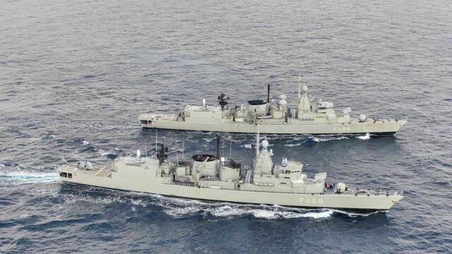 Διπλό παιχνίδι της Τουρκίας για Γαλάζια πατρίδα και F-35: Θα σταματούν τους ψαράδες έξω από τα 6 μίλια - Ευτυχίδης και Θέρος αναλύουν τον ρόλο Ευρώπης & Τραμπ στο parapolitika.gr