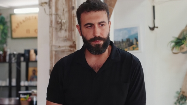 Η Γη της Ελιάς: Ο Πότης διεκδικεί ξανά την Άννα και το φινάλε τους φέρνει την ανατροπή που περίμεναν οι τηλεθεατές (Βίντεο)