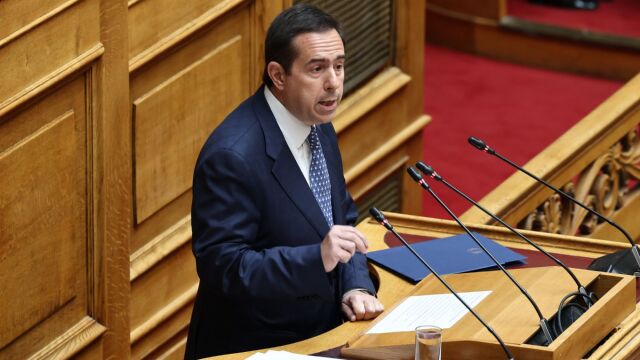 Η αναβολή της μάζωξης Μηταράκη στο Nolita του Ψυχικού, το άλλοθι και η νέα προσπάθεια...